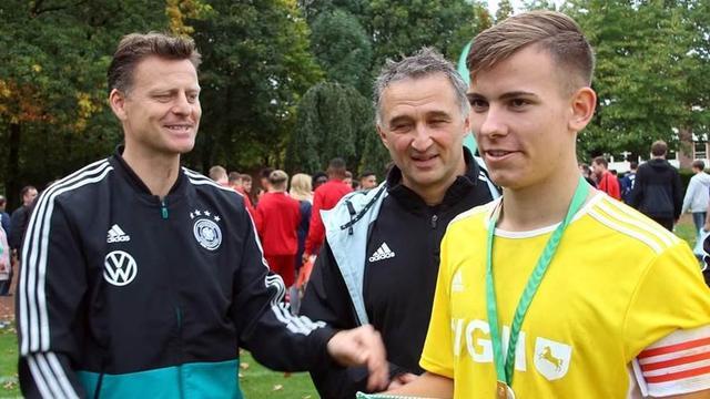 外界依旧普 外界依旧普